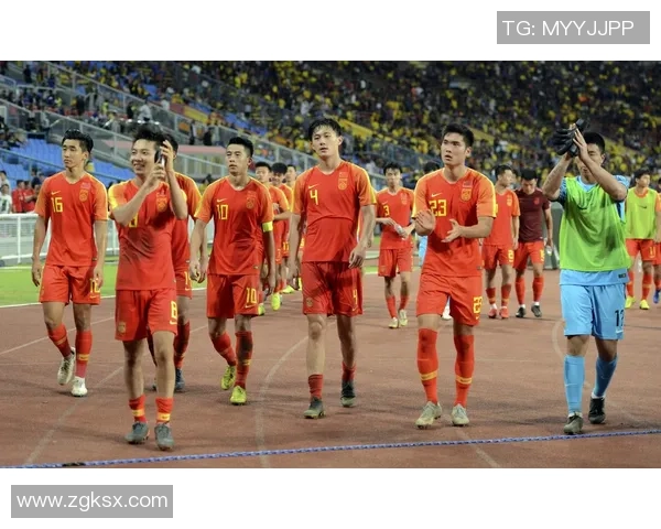 中国足球队热身赛迎战菲律宾队全力备战新赛季展现实力与团队合作