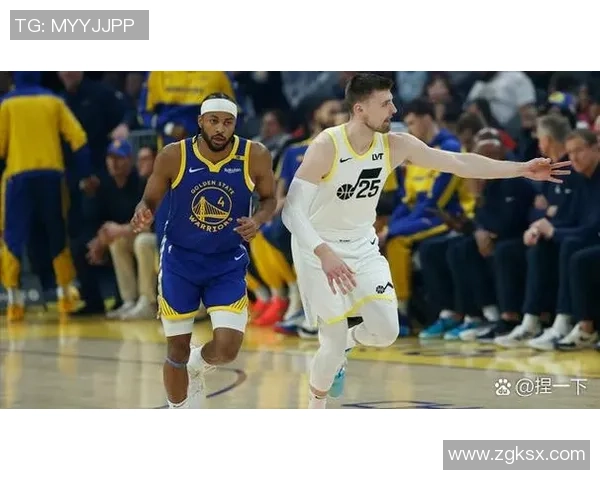 季后赛勇士与爵士激战比分回顾及精彩瞬间分析