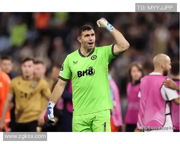 卡维纳与比尔森的激烈对决揭示了球队实力与战术的较量