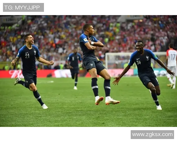 巴西与法国足球历史对阵回顾及精彩瞬间分析