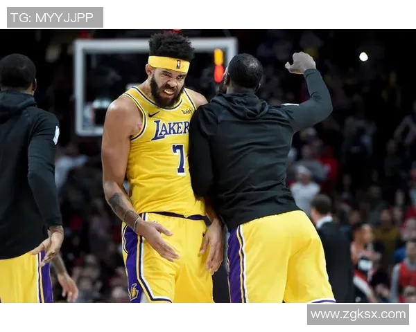 骑士麦基对决湖人展现精彩对抗引发球迷热议与期待