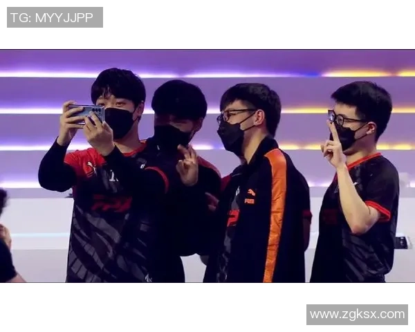 FPX在冠军杯中的技术表现分析与战术解读