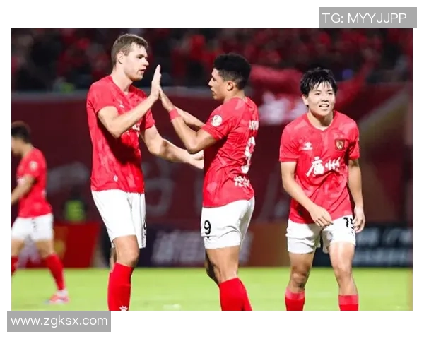 广州篮球队节奏变革引发热议球迷与专家共同探讨新战术与未来发展方向