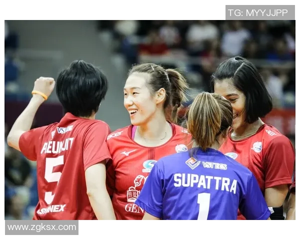 与王娜畅谈她的足球生涯与梦想追逐之路