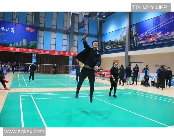 羽毛球的梦想与坚持成都羽毛球队奋斗历程全景纪实